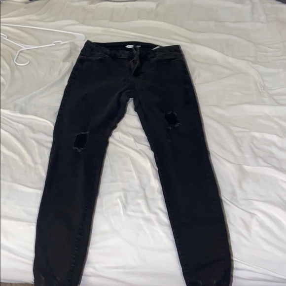 black holed jeans